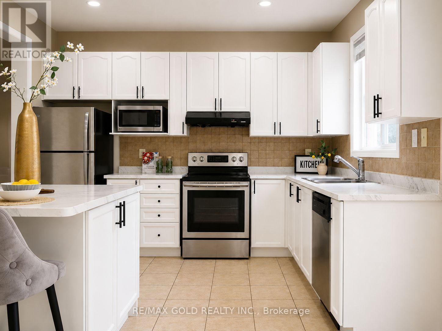 24 Gander Crescent, Brampton, Ontario  L6P 2J5 - Photo 8 - W13627072