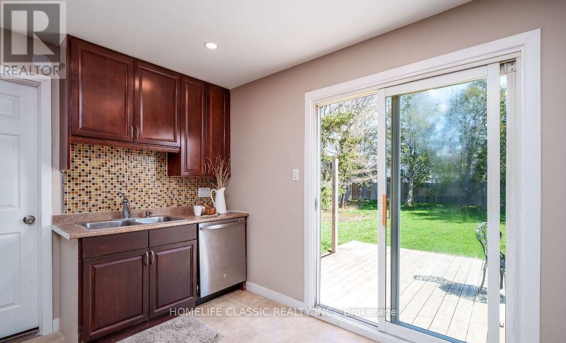 583 Elliott Crescent, Milton, Ontario  L9T 3G5 - Photo 3 - W13627084
