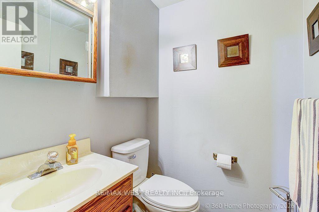 1583 Otterby Road, Mississauga, Ontario  L4X 1W8 - Photo 19 - W13627086