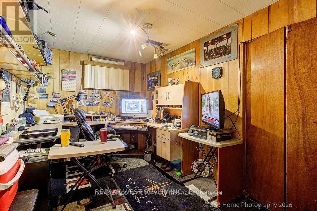 1583 Otterby Road, Mississauga, Ontario  L4X 1W8 - Photo 20 - W13627086