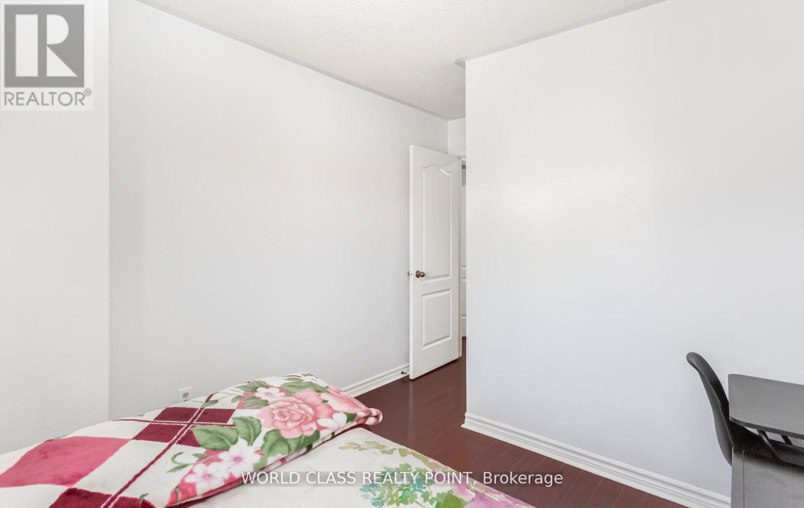 17 Manett Crescent E, Brampton, Ontario  L6X 4X4 - Photo 31 - W13627094