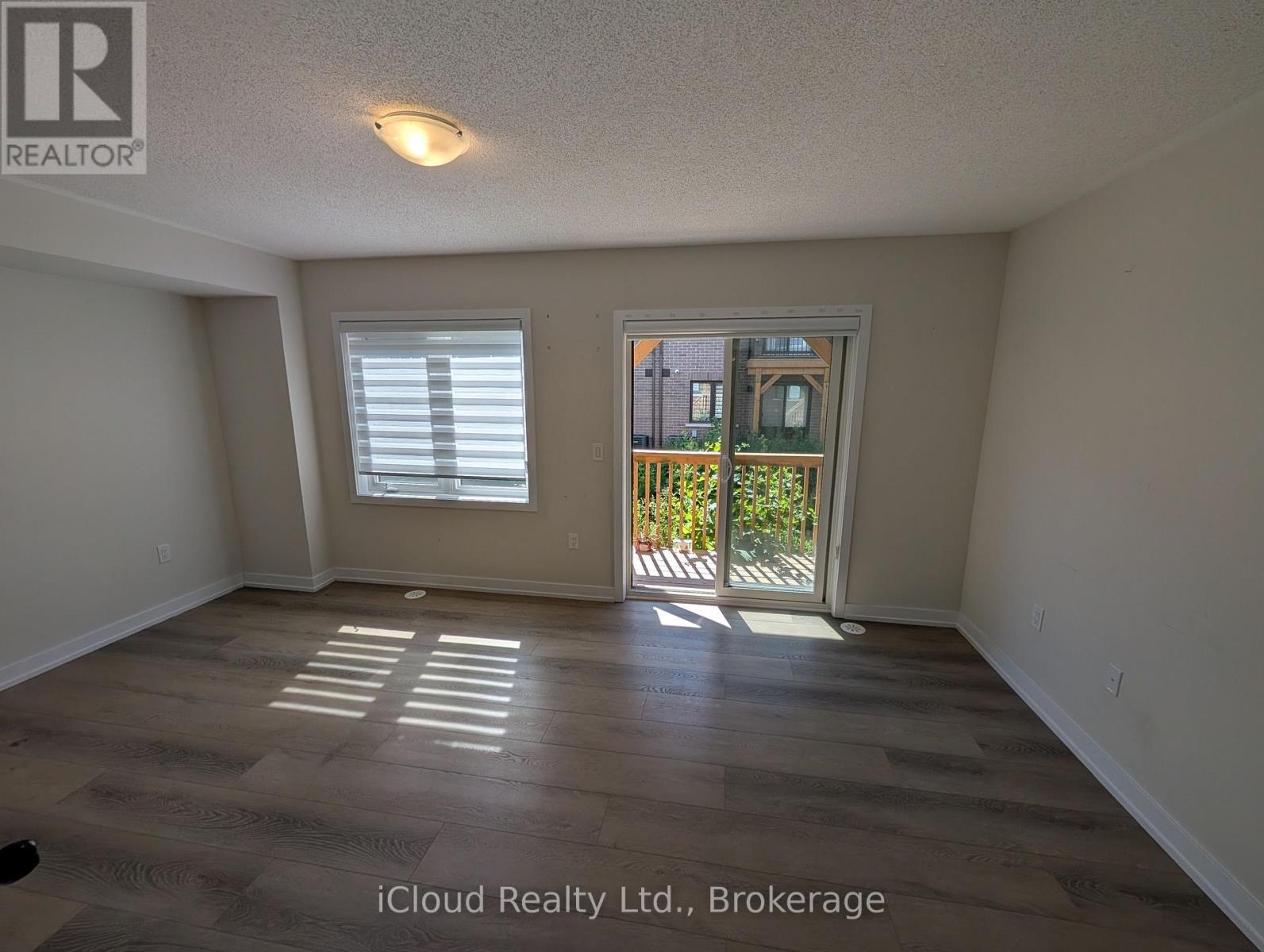 1346 Kobzar Drive, Oakville, Ontario  L6M 4L8 - Photo 15 - W13627136