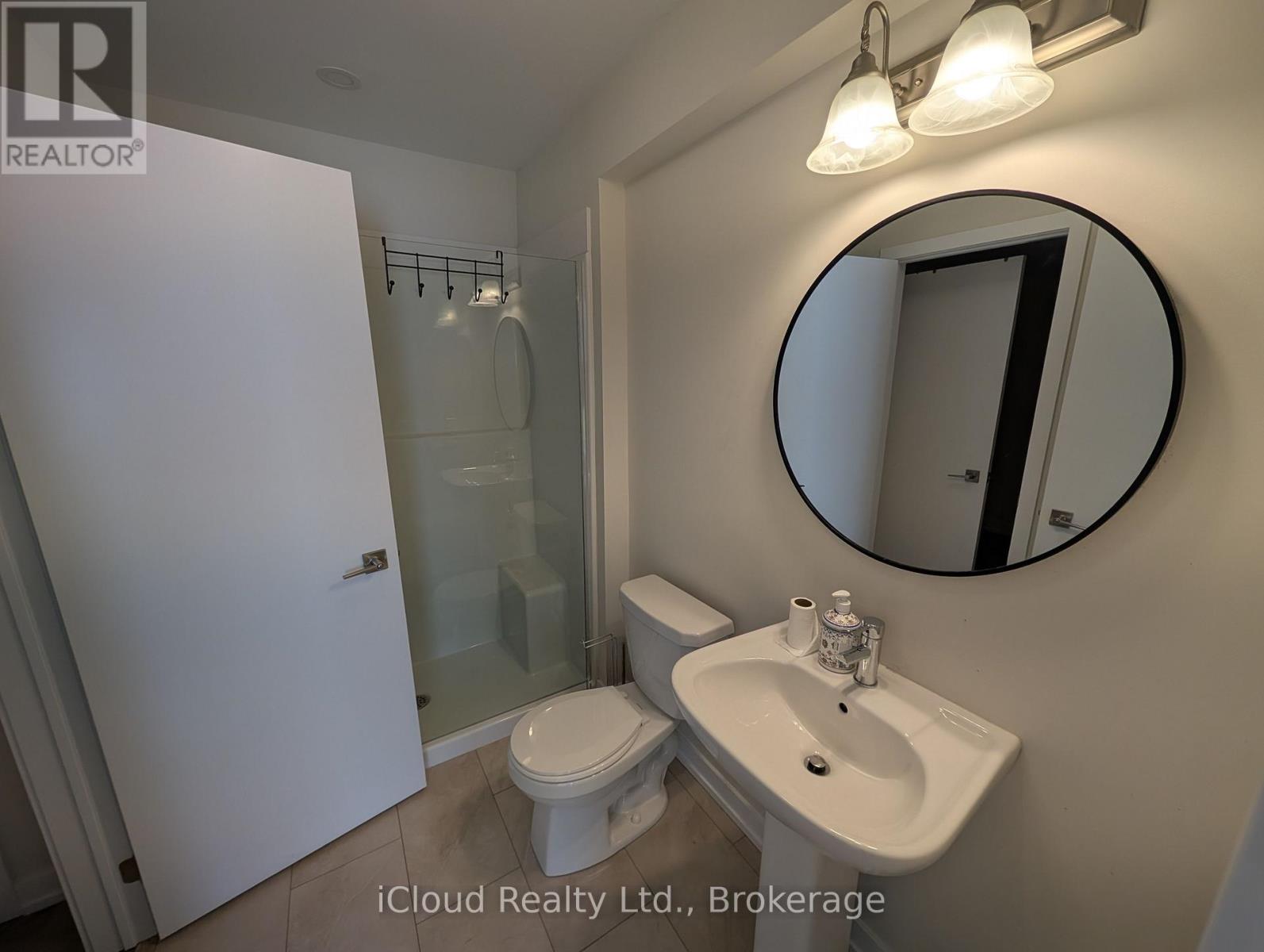 1346 Kobzar Drive, Oakville, Ontario  L6M 4L8 - Photo 16 - W13627136
