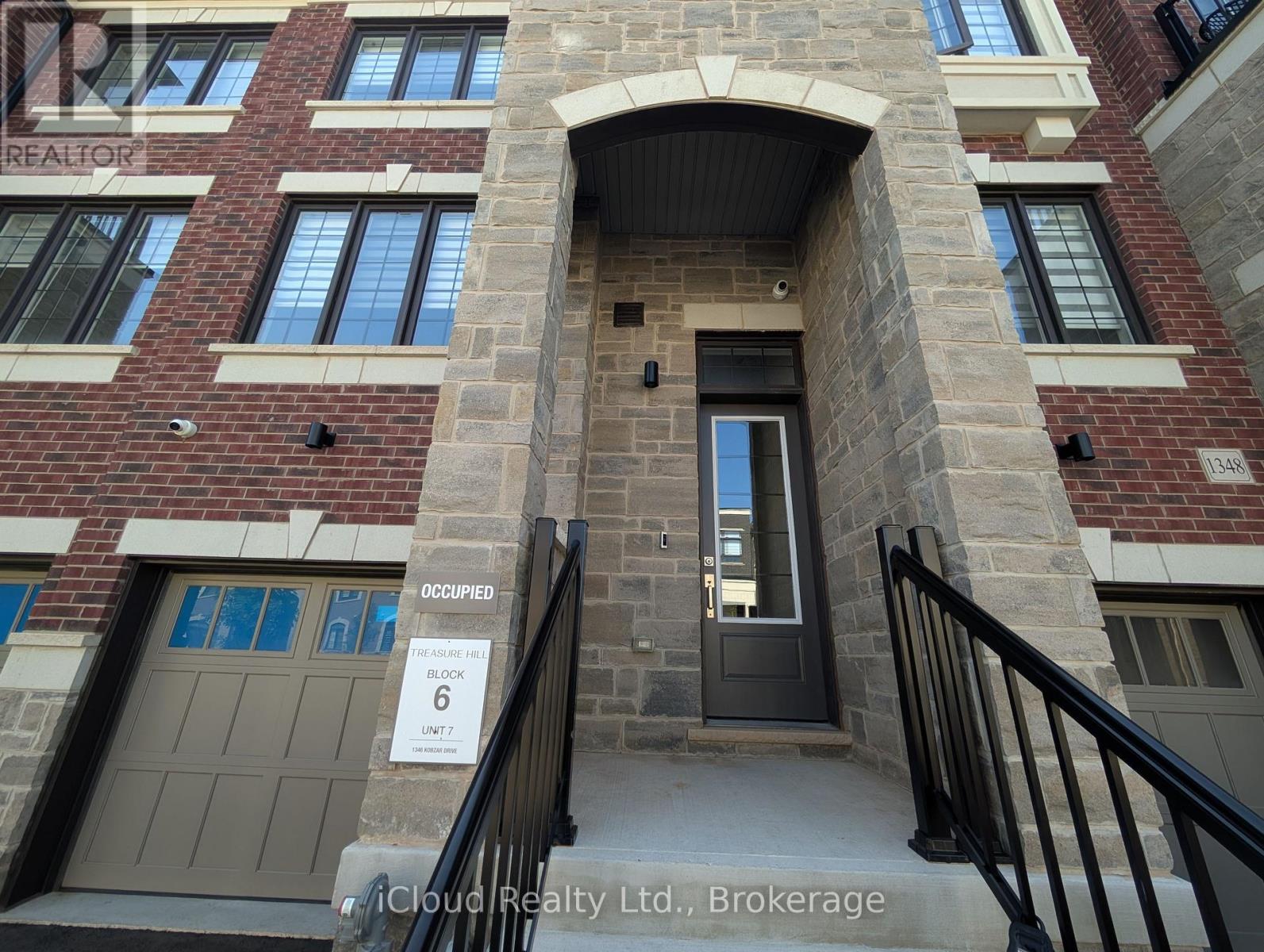 1346 Kobzar Drive, Oakville, Ontario  L6M 4L8 - Photo 19 - W13627136