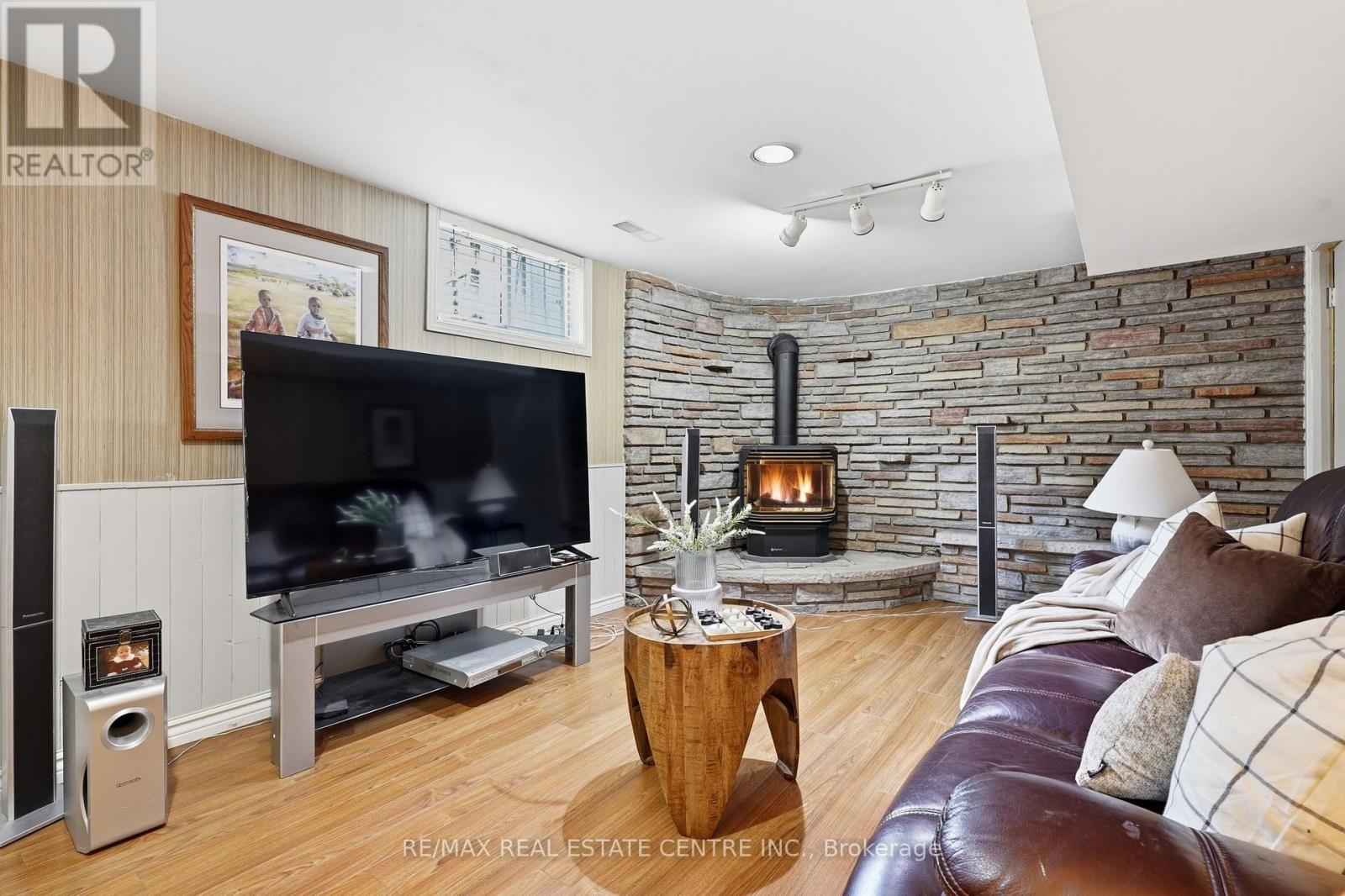 56 Renwick Avenue, Cambridge, Ontario  N3C 2T7 - Photo 32 - X13627128