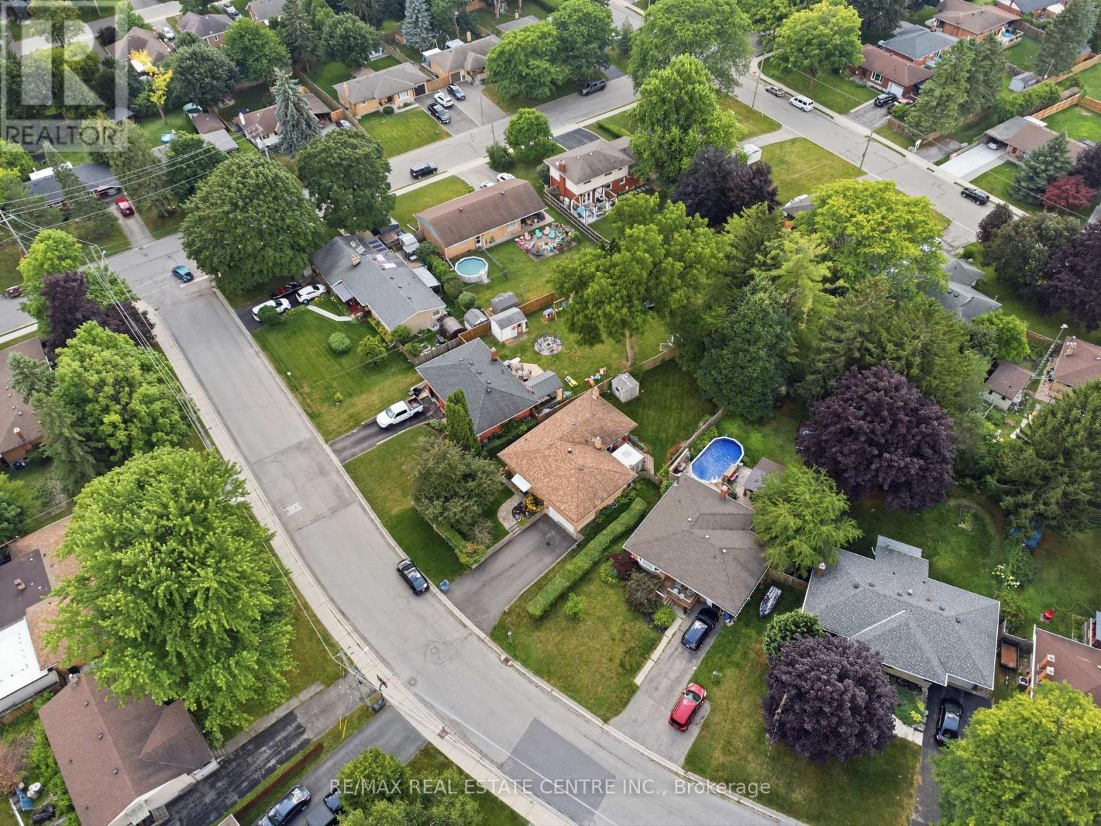 56 Renwick Avenue, Cambridge, Ontario  N3C 2T7 - Photo 44 - X13627128