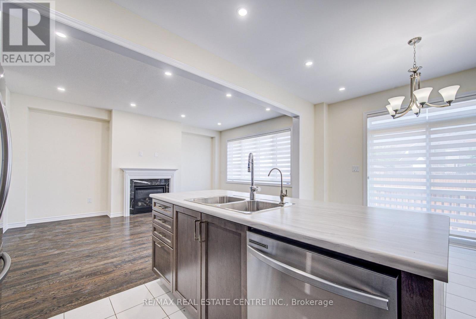 407 Dolman Street, Woolwich, Ontario  N0B 1M0 - Photo 15 - X13627158