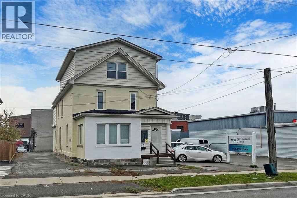 15 Colborne Street E, Oshawa, Ontario  L1G 1M1 - Photo 1 - 40847256