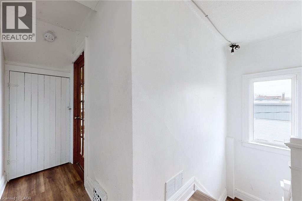 15 Colborne Street E, Oshawa, Ontario  L1G 1M1 - Photo 27 - 40847256