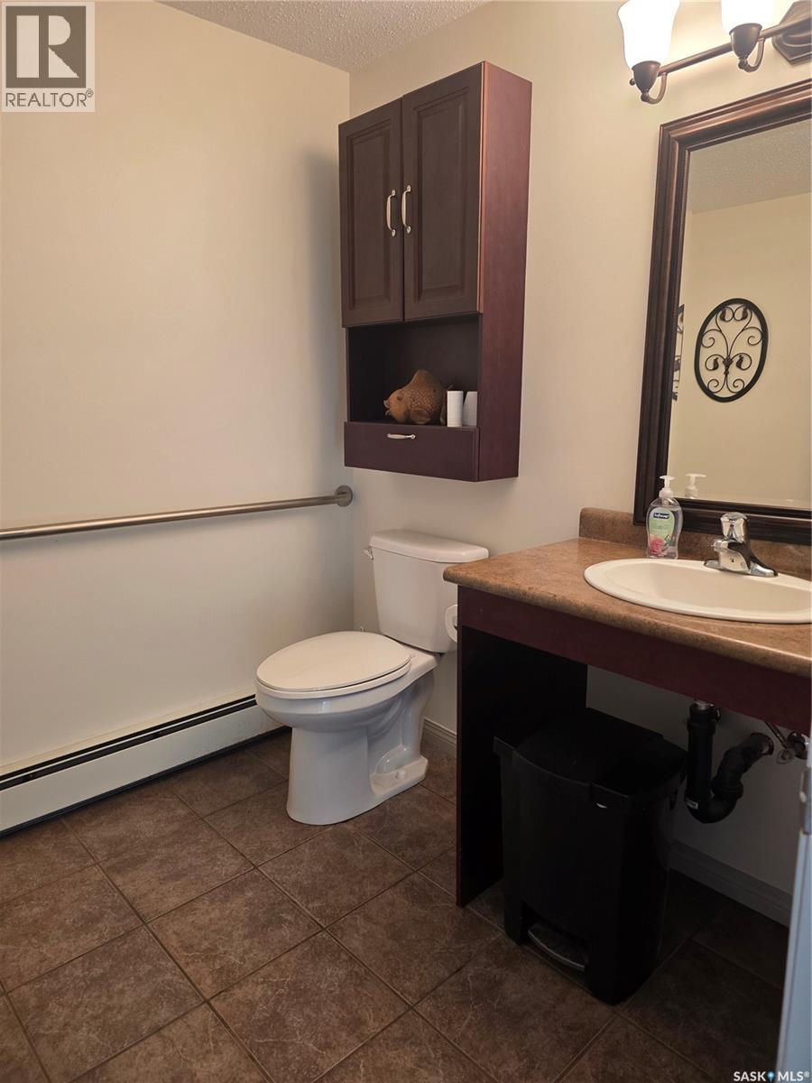 205 701 Henry Street, Estevan, Saskatchewan  S4A 2B7 - Photo 27 - SK044251