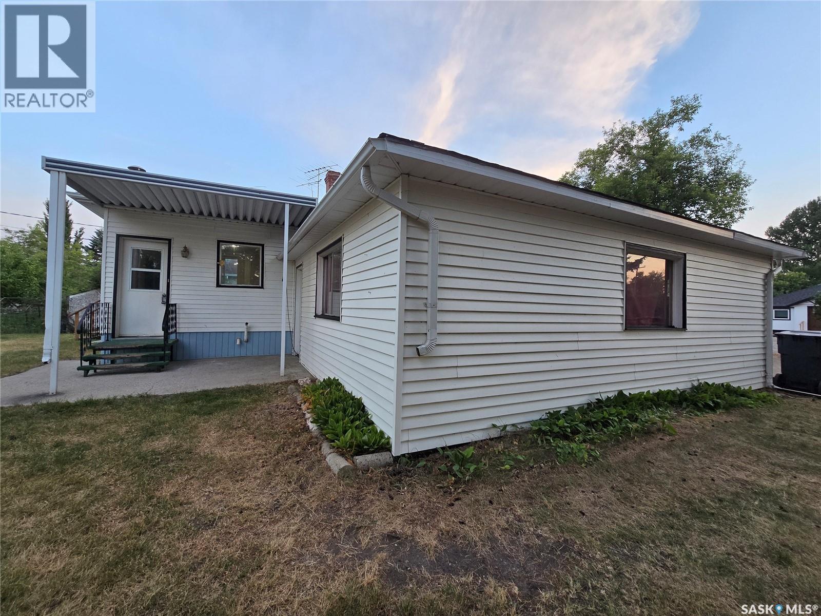 142 First Street W, Glenavon, Saskatchewan  S0G 1Y0 - Photo 5 - SK044173