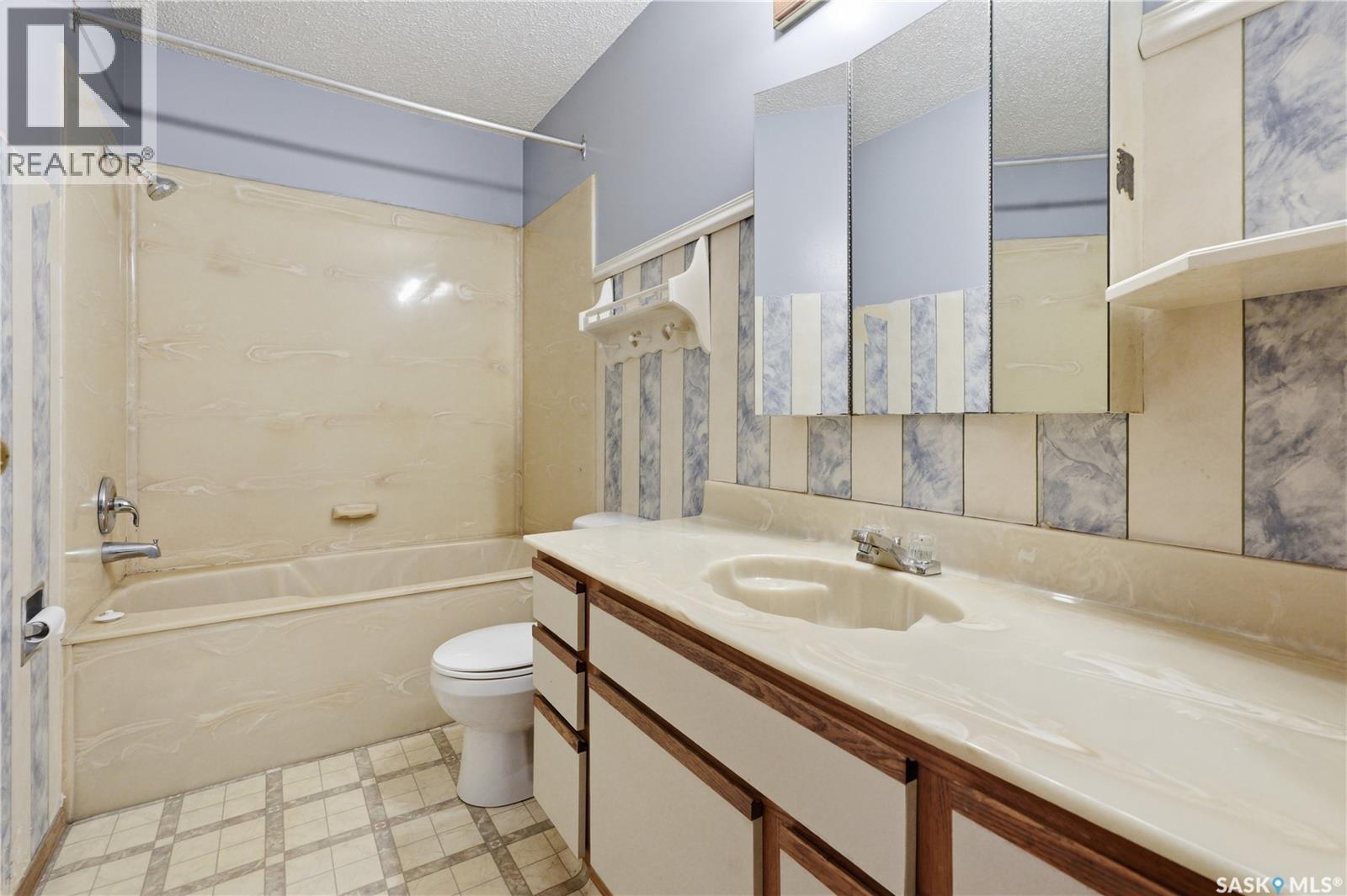 218 Main Street, Young, Saskatchewan S0K 4Y0 - Photo 10 - SK044151