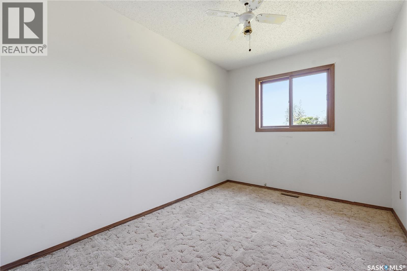 218 Main Street, Young, Saskatchewan S0K 4Y0 - Photo 13 - SK044151