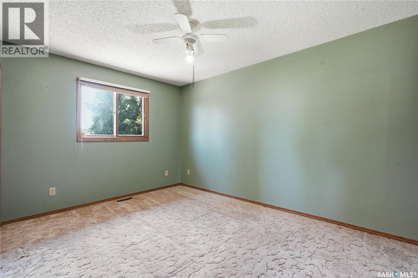218 Main Street, Young, Saskatchewan S0K 4Y0 - Photo 15 - SK044151