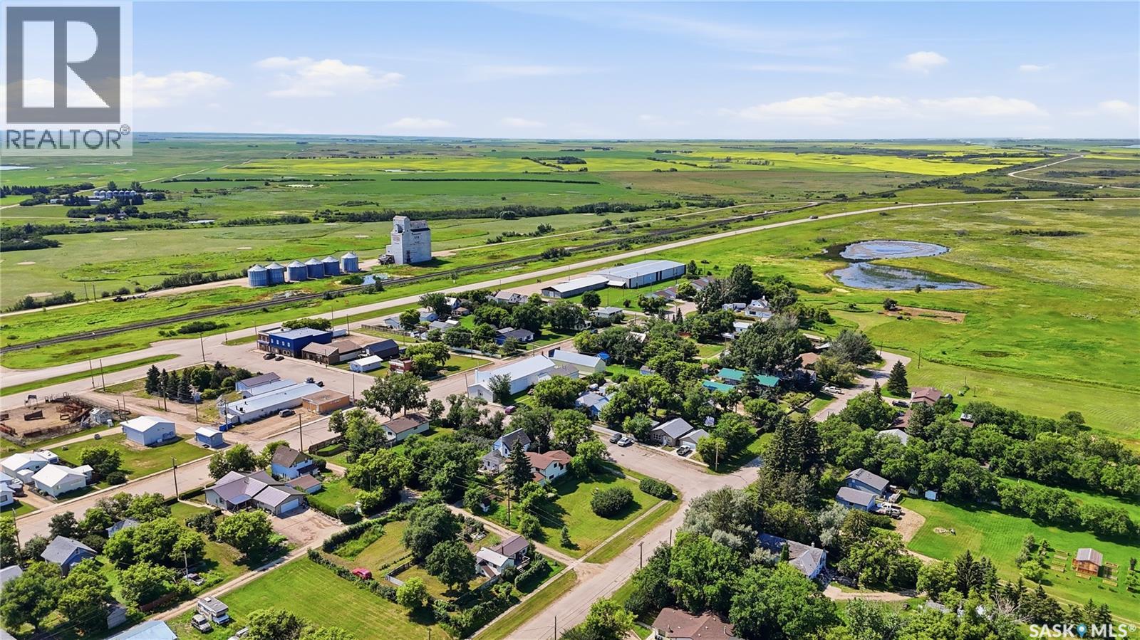 218 Main Street, Young, Saskatchewan S0K 4Y0 - Photo 41 - SK044151