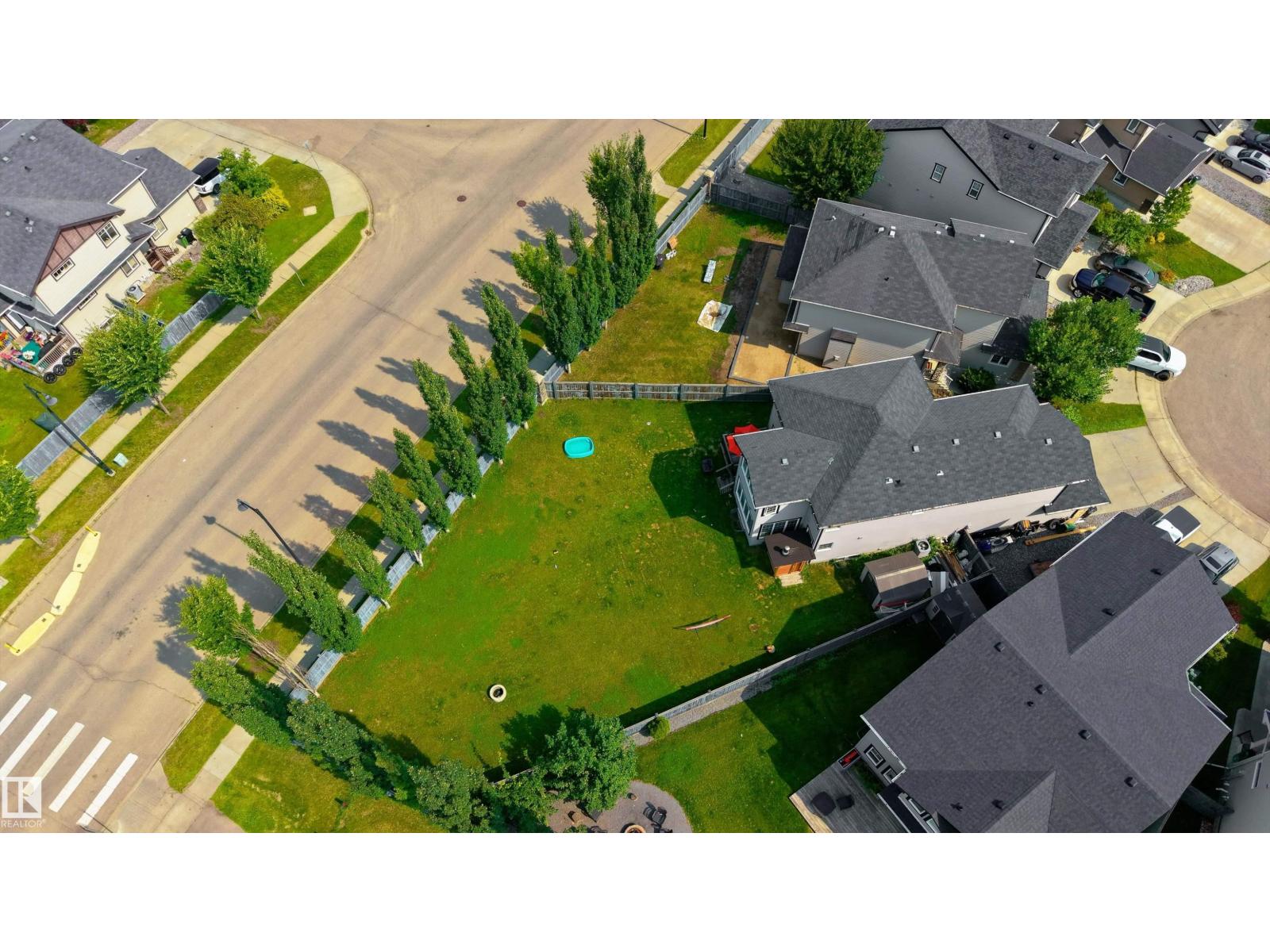 3514 Goodridge Ba NW, Edmonton, Alberta  T5T 4C6 - Photo 2 - E4501673