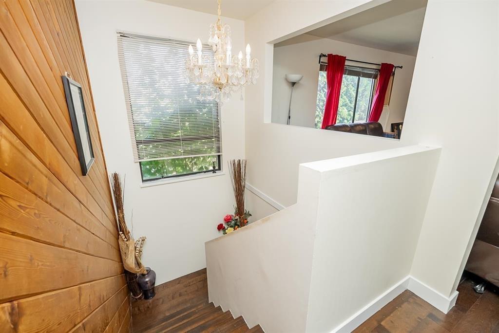 15097 95 Avenue, Surrey, British Columbia  V3R 7S3 - Photo 2 - R3151533