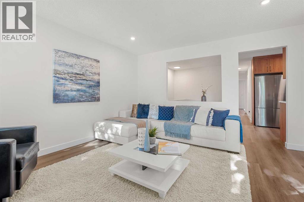 3116 51 Street SW, Calgary, Alberta  T3E 6R4 - Photo 4 - A2328172