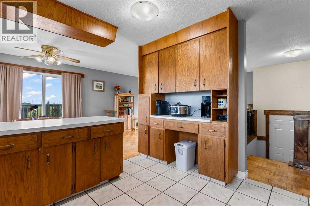 466054 113 Street E, Rural Foothills County, Alberta  T2V 1P7 - Photo 11 - A2333741