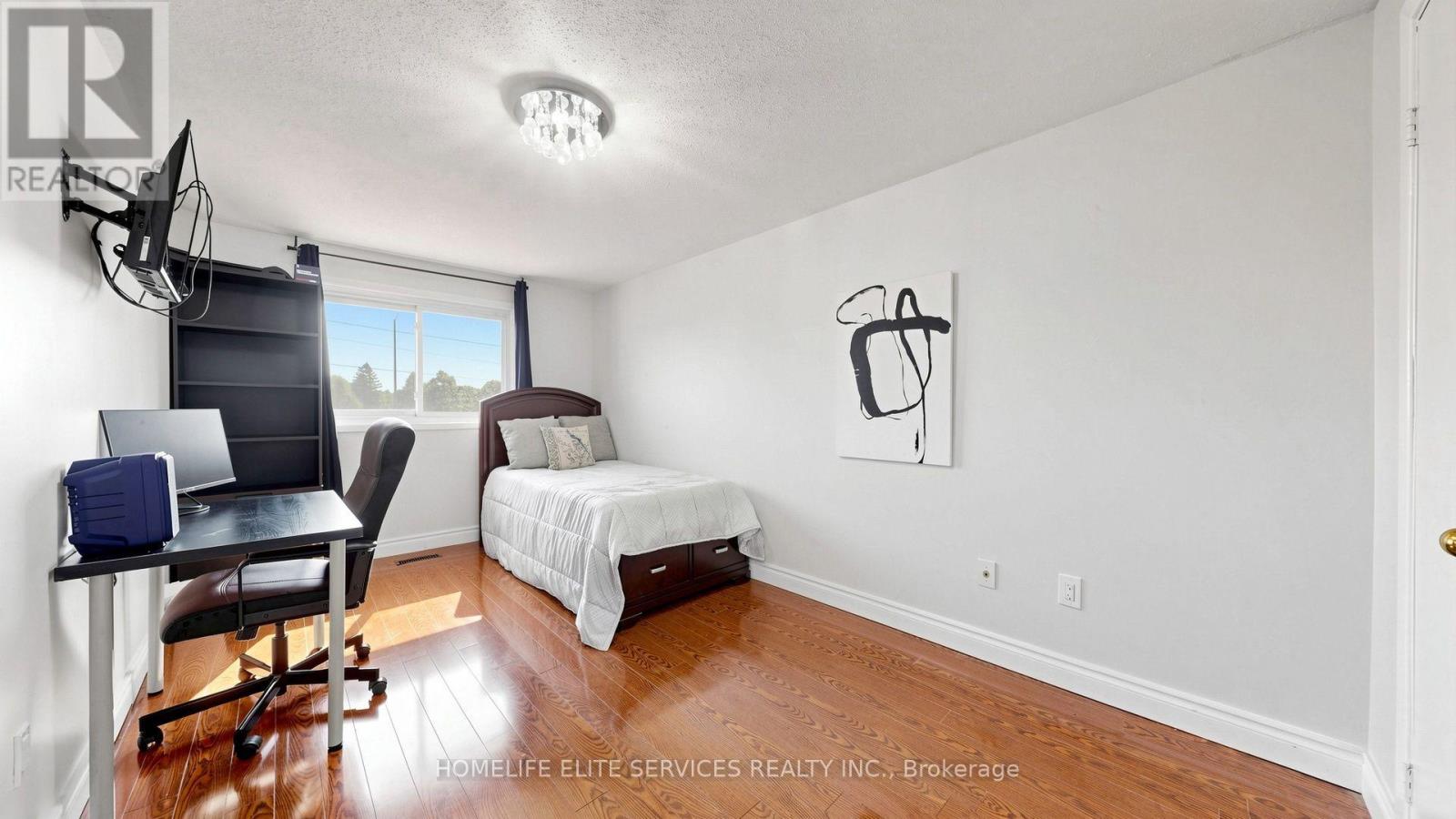 54 Fearn Crescent, Ajax, Ontario  L1S 5L4 - Photo 19 - E13623634