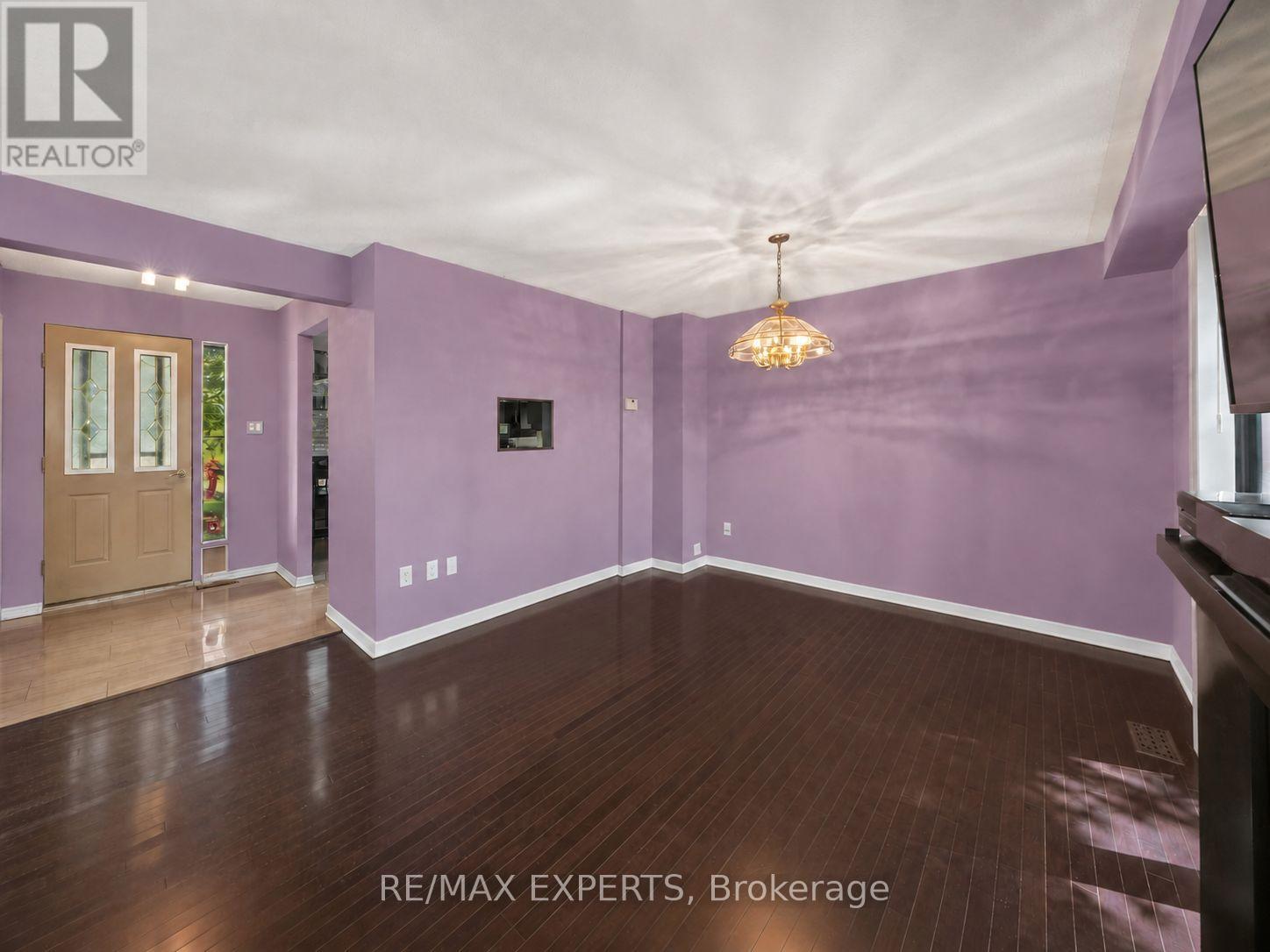 74 Downey Drive, Caledon, Ontario  L7E 2B8 - Photo 10 - W13622252