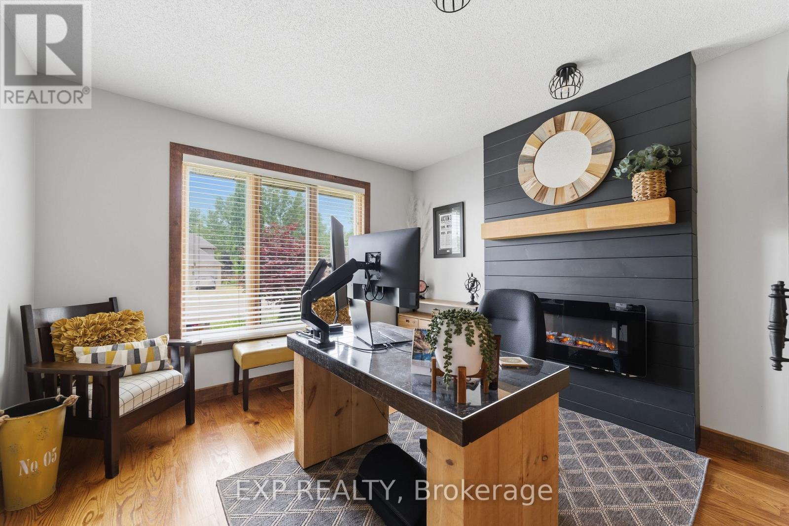 57 Valleyview Crescent, Thames Centre, Ontario N0L 1G3 - Photo 11 - X13627214