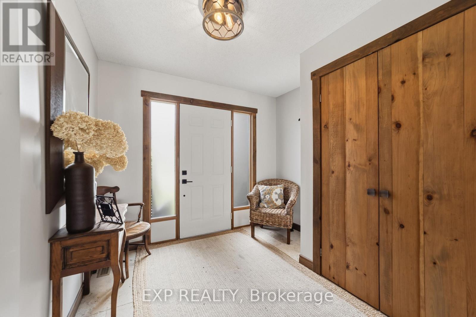 57 Valleyview Crescent, Thames Centre, Ontario N0L 1G3 - Photo 12 - X13627214