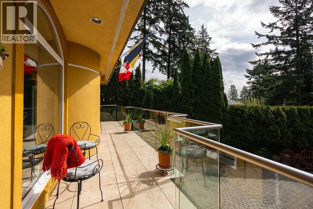 2635 Rosebery Avenue, West Vancouver, British Columbia  V7V 3A3 - Photo 3 - R3090683