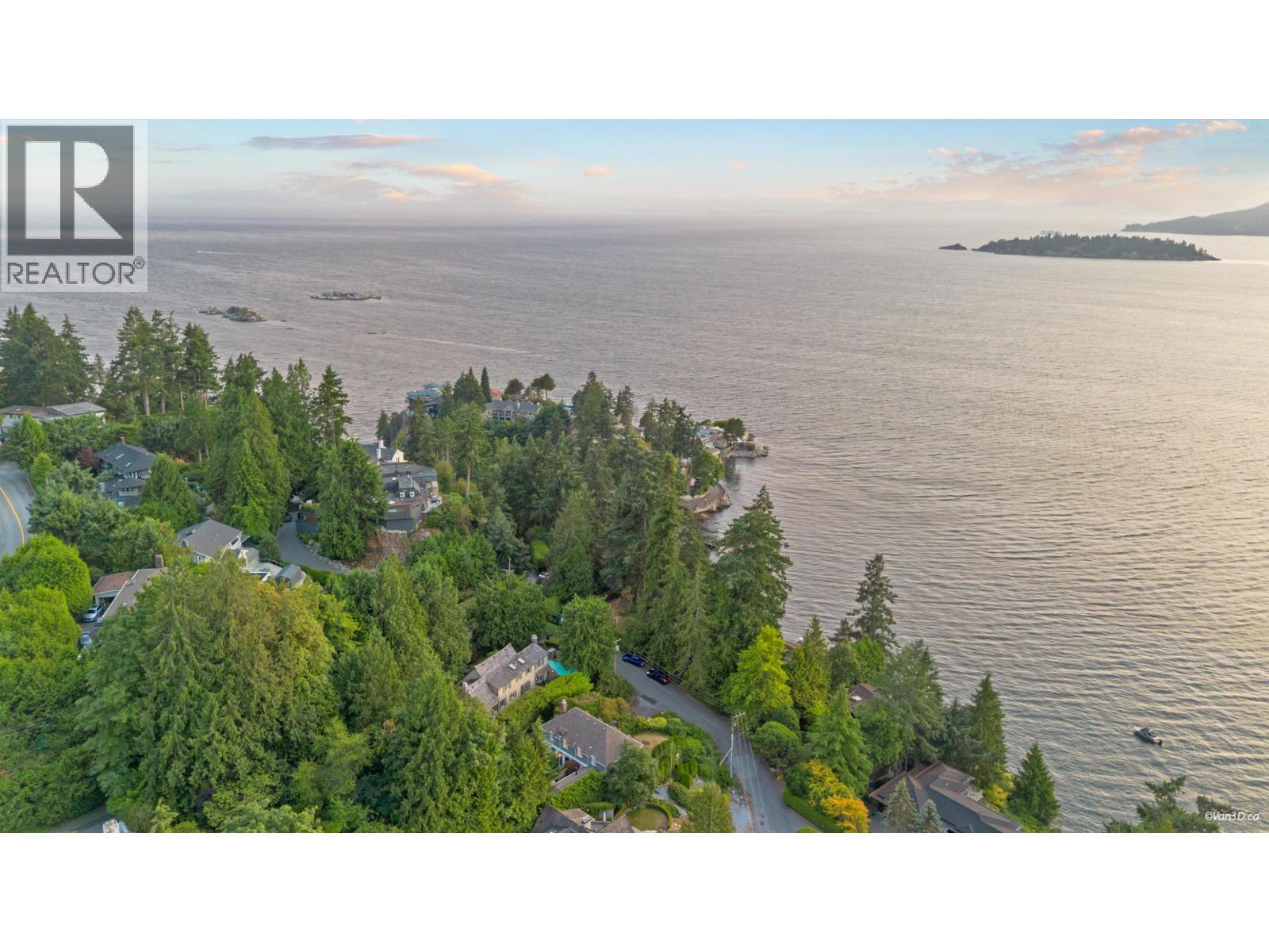 5384 Kew Cliff Road, West Vancouver, British Columbia  V7W 1M2 - Photo 9 - R3151530