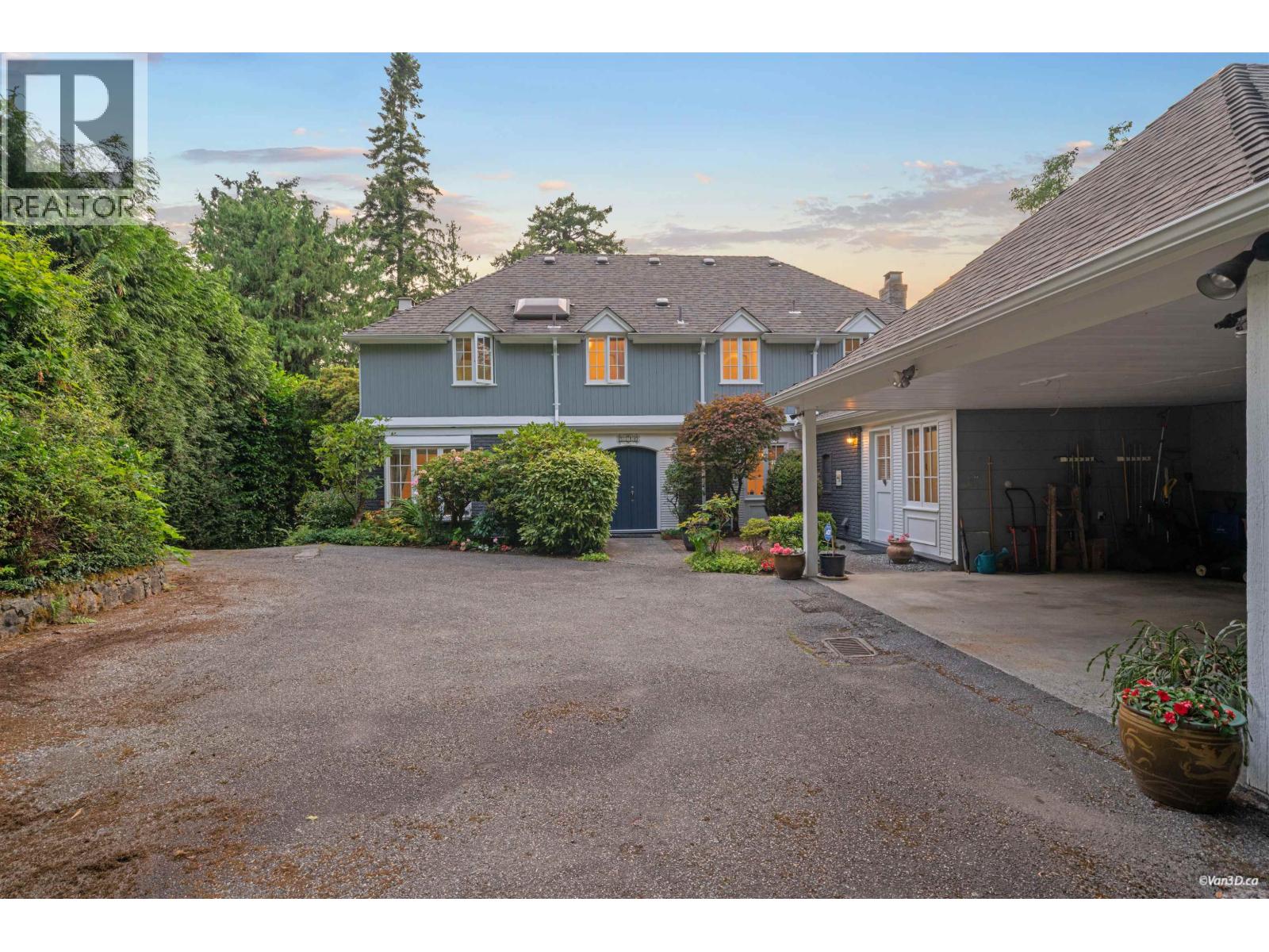 5384 Kew Cliff Road, West Vancouver, British Columbia  V7W 1M2 - Photo 3 - R3151530