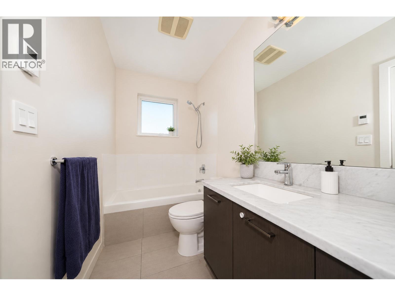 Th3 271 Francis Way, New Westminster, British Columbia V3L 0H2 - Photo 32 - R3141492