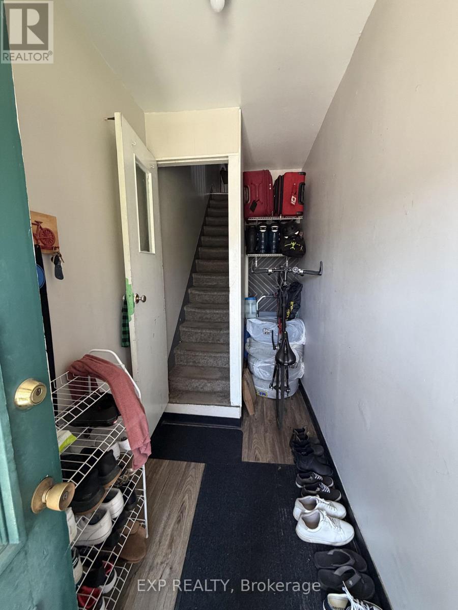 B - 315 Parkdale Avenue, Ottawa, Ontario  K1Y 1G5 - Photo 3 - X13627196
