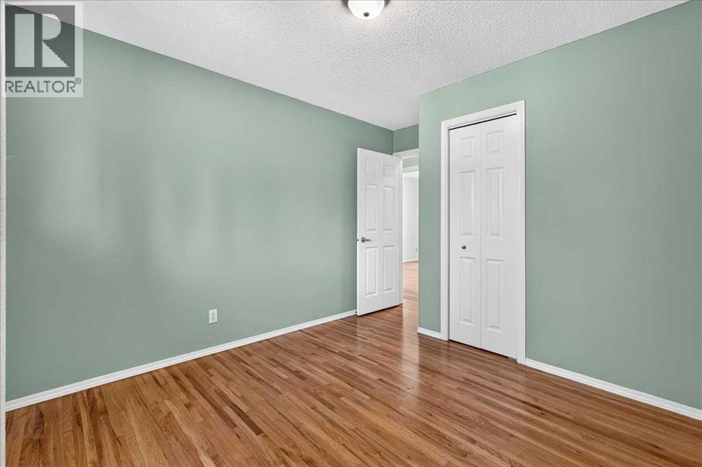 7727 Bowcliffe Crescent NW, Calgary, Alberta  T3B 2S6 - Photo 29 - A2328949