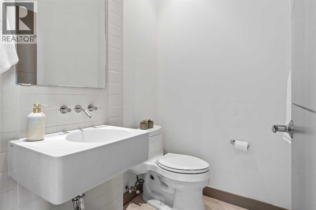 610 Aspen Meadows Hill SW, Calgary, Alberta  T3H 0G3 - Photo 16 - A2329030