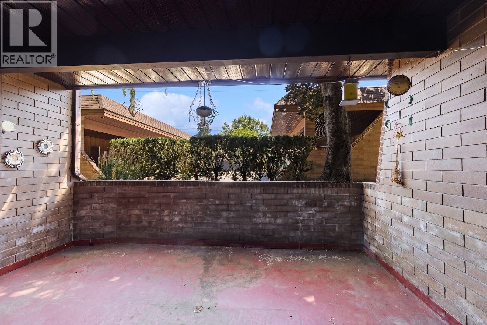983 Bernard Avenue Unit# 106, Kelowna, British Columbia  V1Y 6P7 - Photo 28 - 10393885
