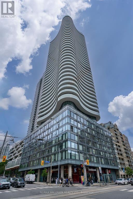 1612 - 403 Church Street, Toronto, Ontario  M4Y 2C2 - Photo 1 - C13627228