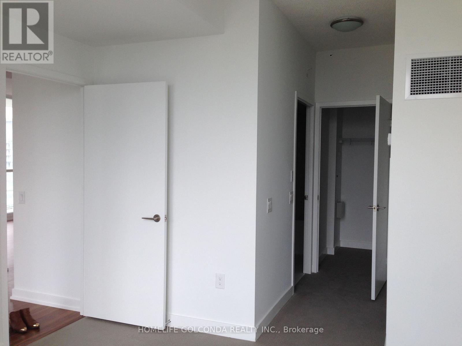 4315 - 75 Queens Wharf Road, Toronto, Ontario  M5V 0J8 - Photo 10 - C13627232