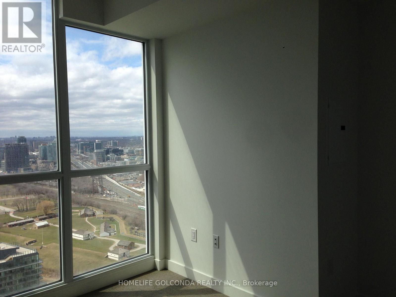 4315 - 75 Queens Wharf Road, Toronto, Ontario  M5V 0J8 - Photo 9 - C13627232