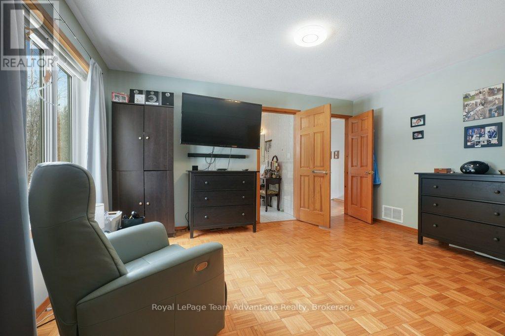 12 Taylor Crescent, Mcdougall, Ontario  P2A 2W9 - Photo 27 - X12952590