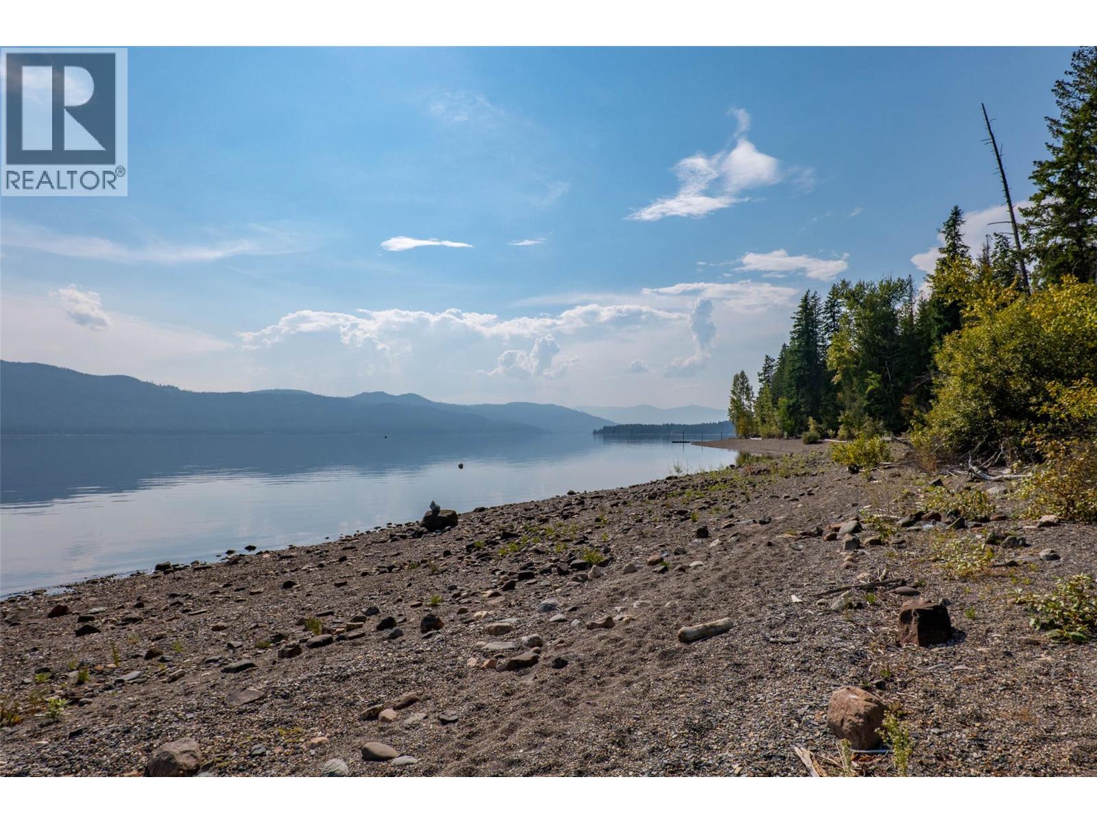 6677 Squilax-Anglemont Road, Magna Bay, British Columbia  V0E 1M7 - Photo 9 - 10396554