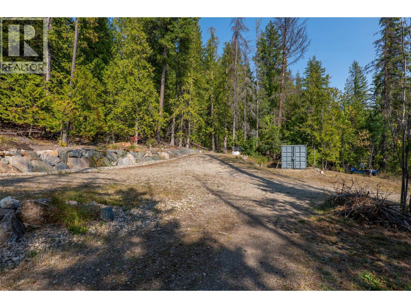 6677 Squilax-Anglemont Road, Magna Bay, British Columbia  V0E 1M7 - Photo 13 - 10396554