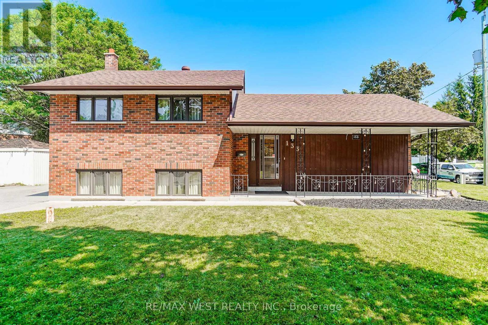 133 Sussex Street, Oshawa, Ontario  L1G 1W1 - Photo 2 - E13627200