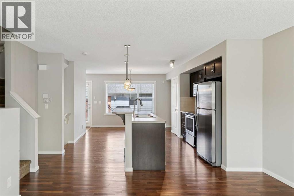 28 Walden Drive SE, Calgary, Alberta  T2X 0S6 - Photo 3 - A2333788