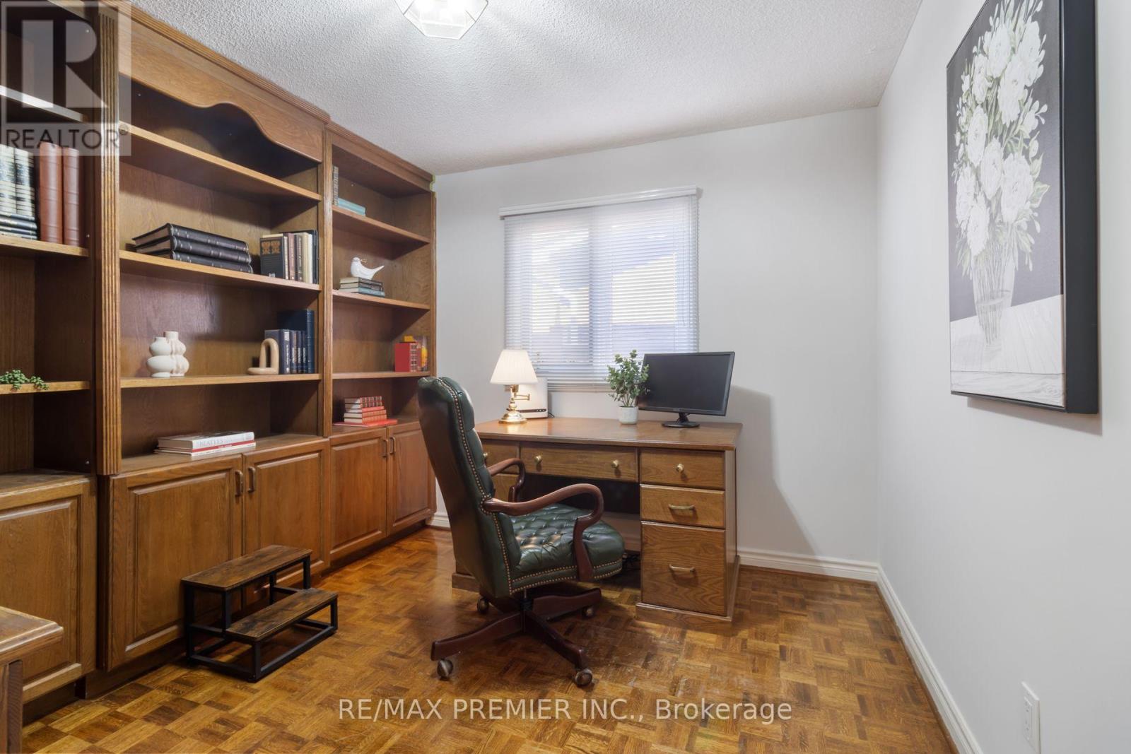 85 Calgary Gardens, Vaughan, Ontario  L4L 8B3 - Photo 13 - N13627216