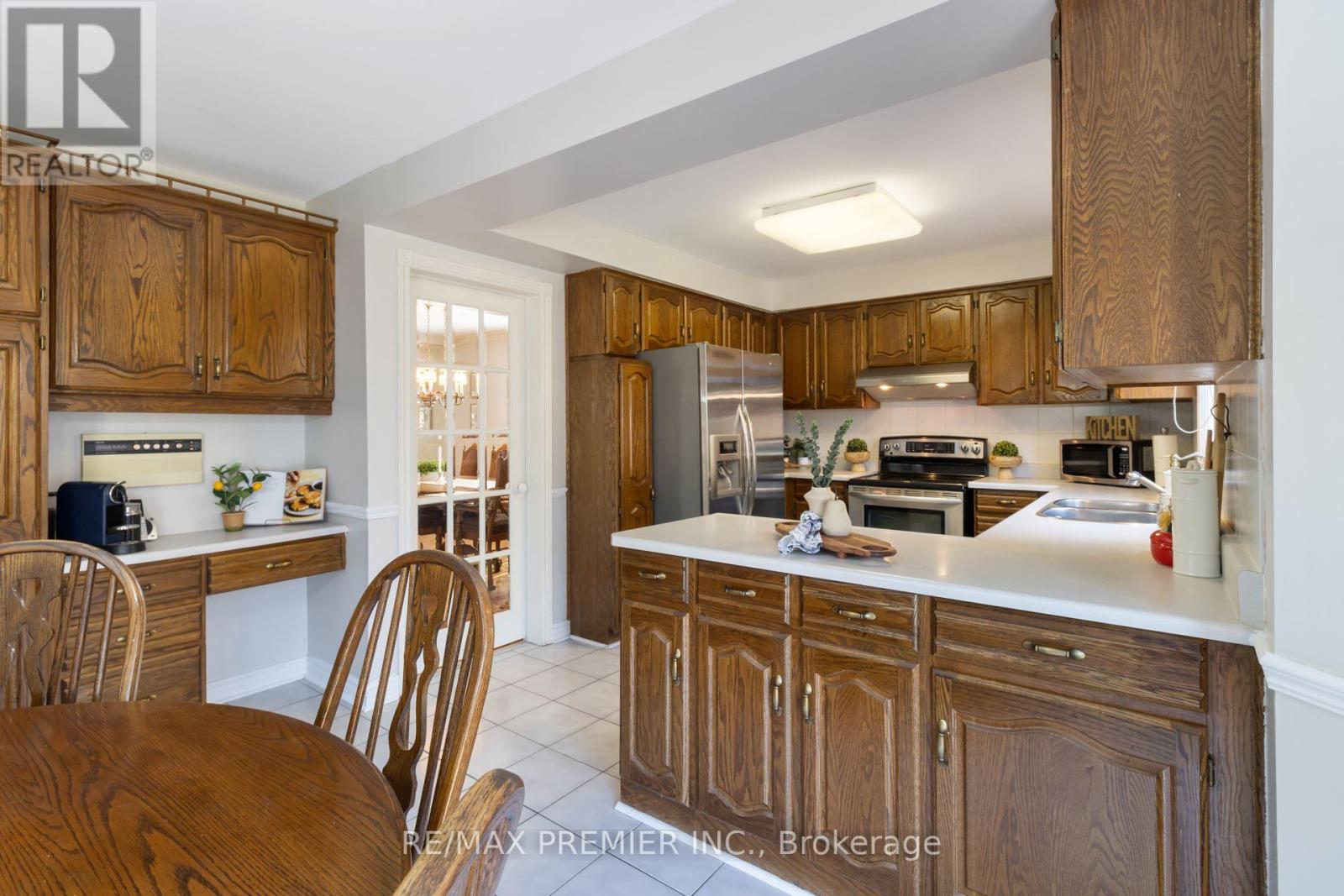 85 Calgary Gardens, Vaughan, Ontario  L4L 8B3 - Photo 20 - N13627216