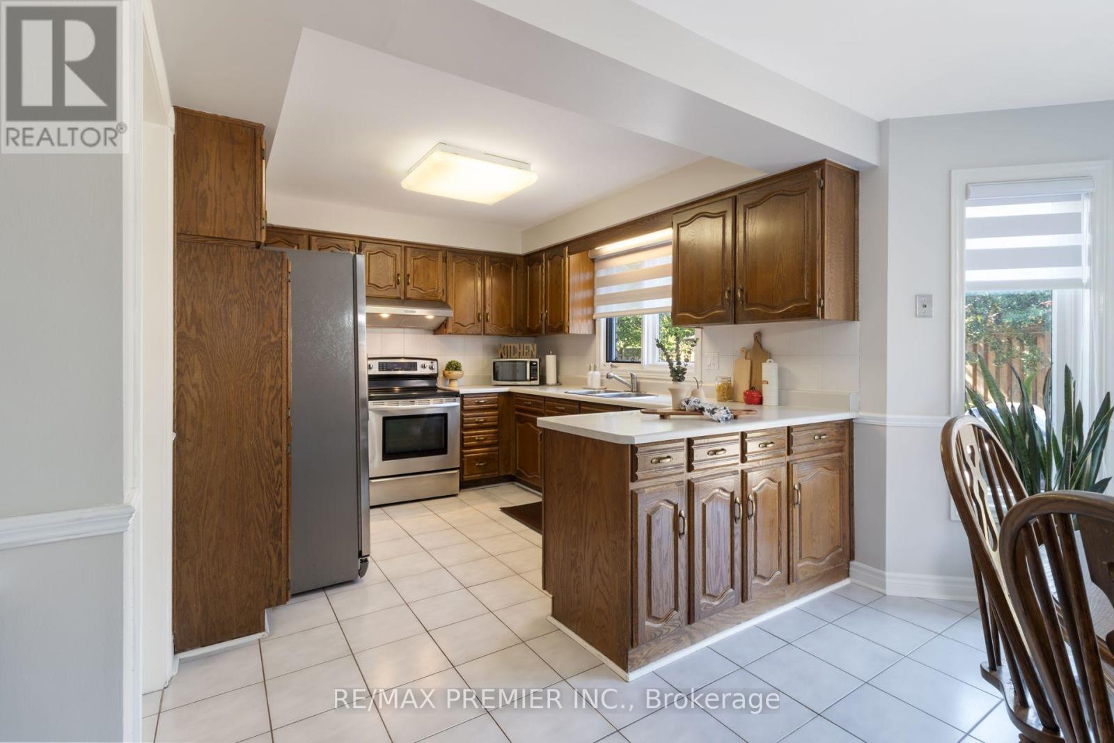 85 Calgary Gardens, Vaughan, Ontario  L4L 8B3 - Photo 21 - N13627216