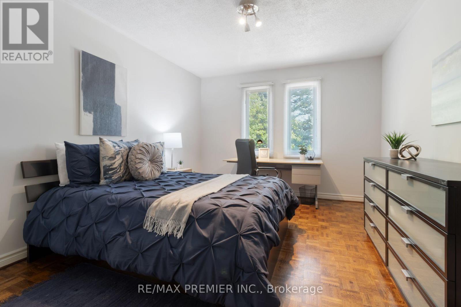 85 Calgary Gardens, Vaughan, Ontario  L4L 8B3 - Photo 33 - N13627216