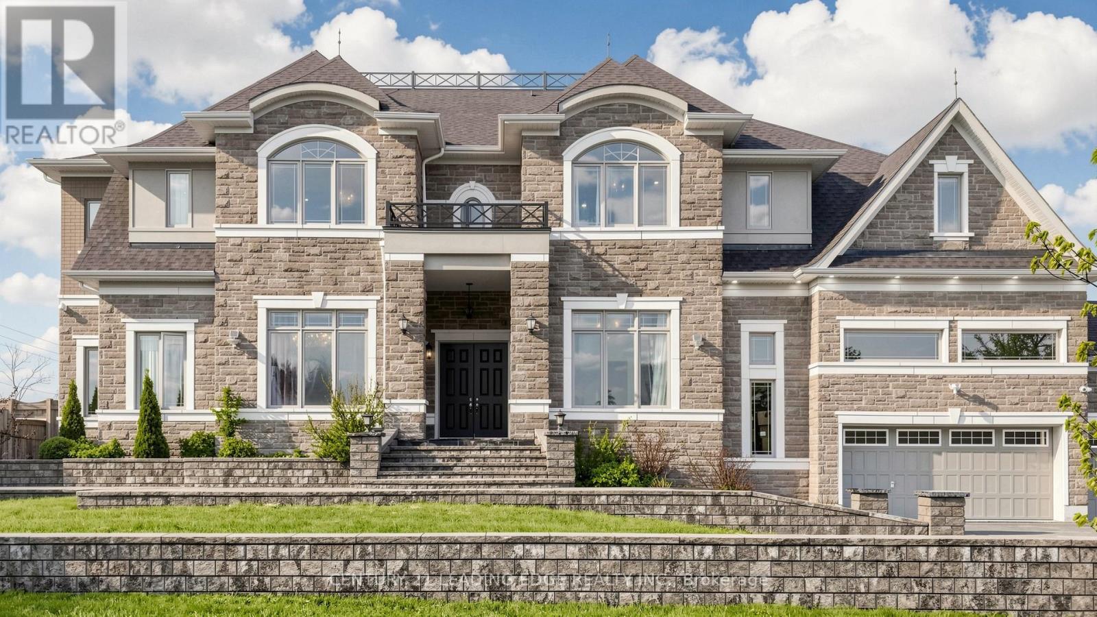 2 Sam Davis Court, Whitchurch-Stouffville, Ontario  L4A 4R4 - Photo 2 - N13627242