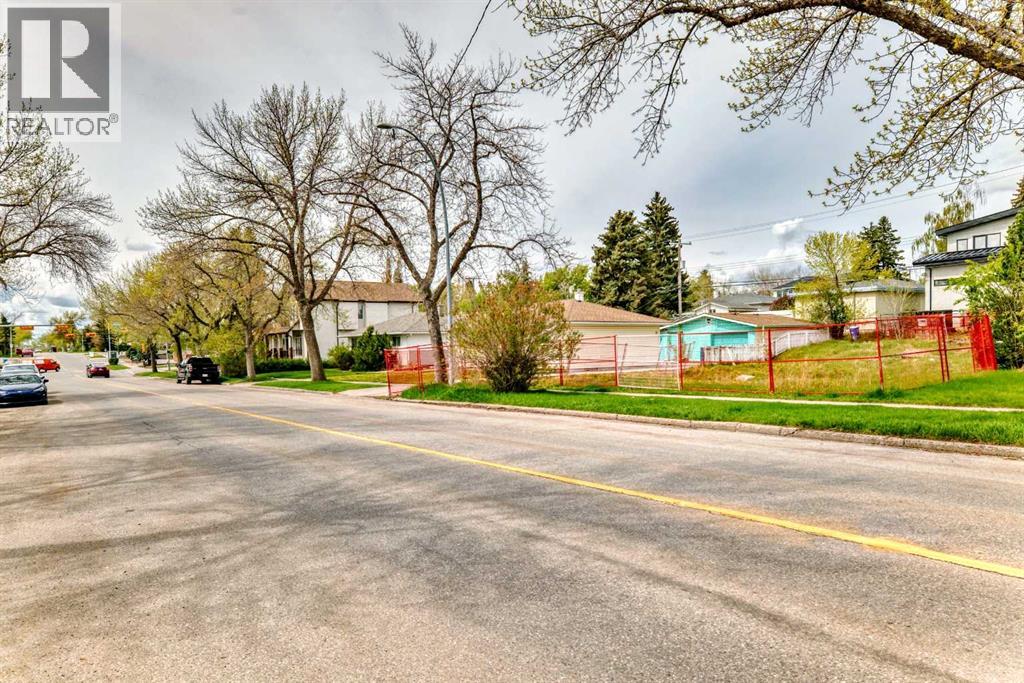 521 Northmount Drive NW, Calgary, Alberta  t2k 3j1 - Photo 10 - A2333933