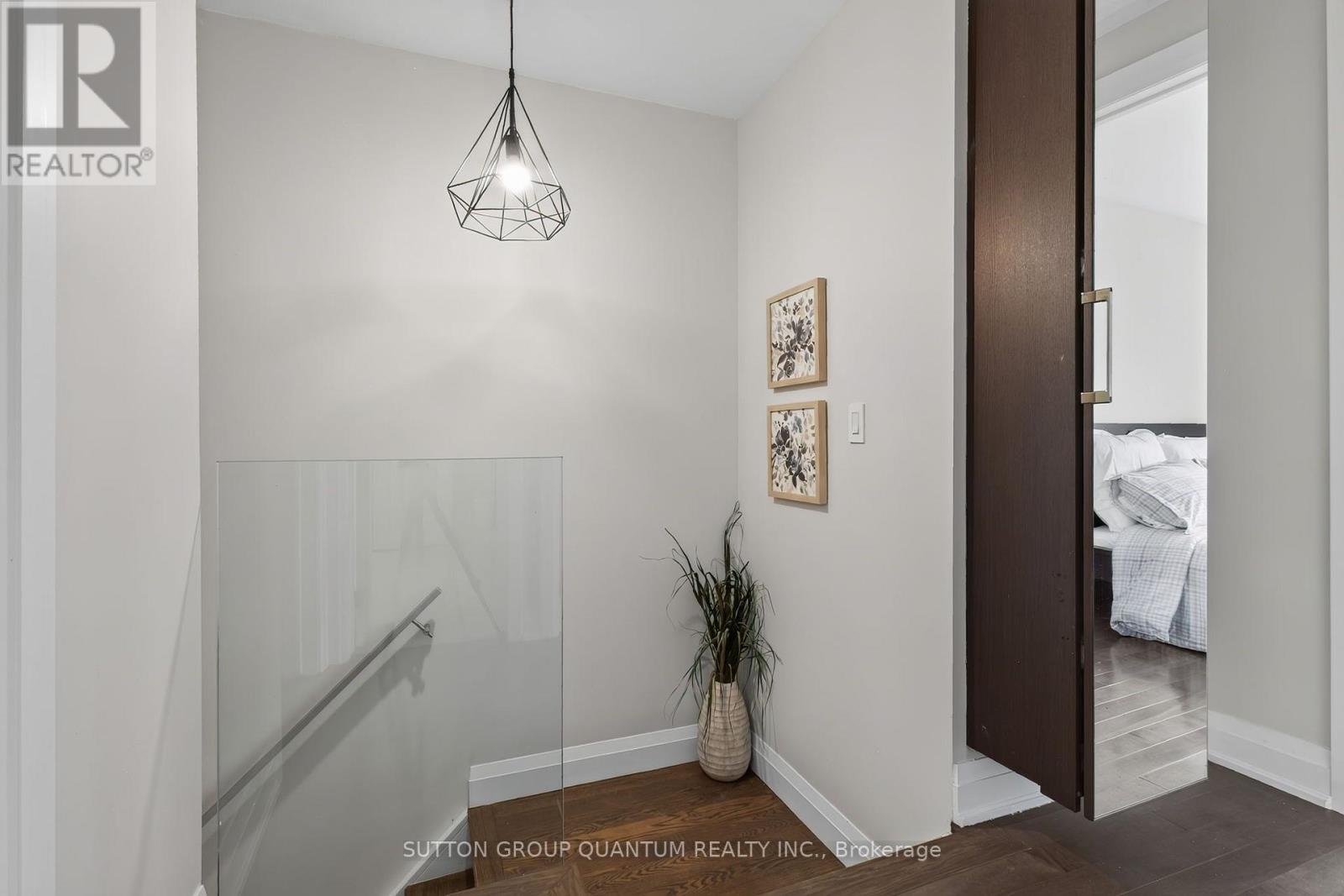 4413 Lee Drive, Mississauga, Ontario  L4W 4A9 - Photo 26 - W13624914